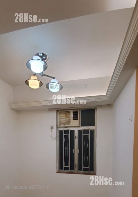 Kiu Wing Building Sell 2 Bedrooms , 1 Bathroom 228 ft²