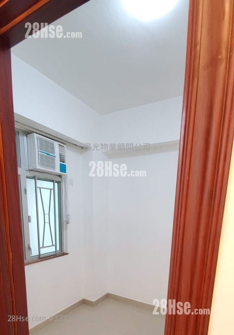 Kiu Wing Building Sell 2 Bedrooms , 1 Bathroom 228 ft²