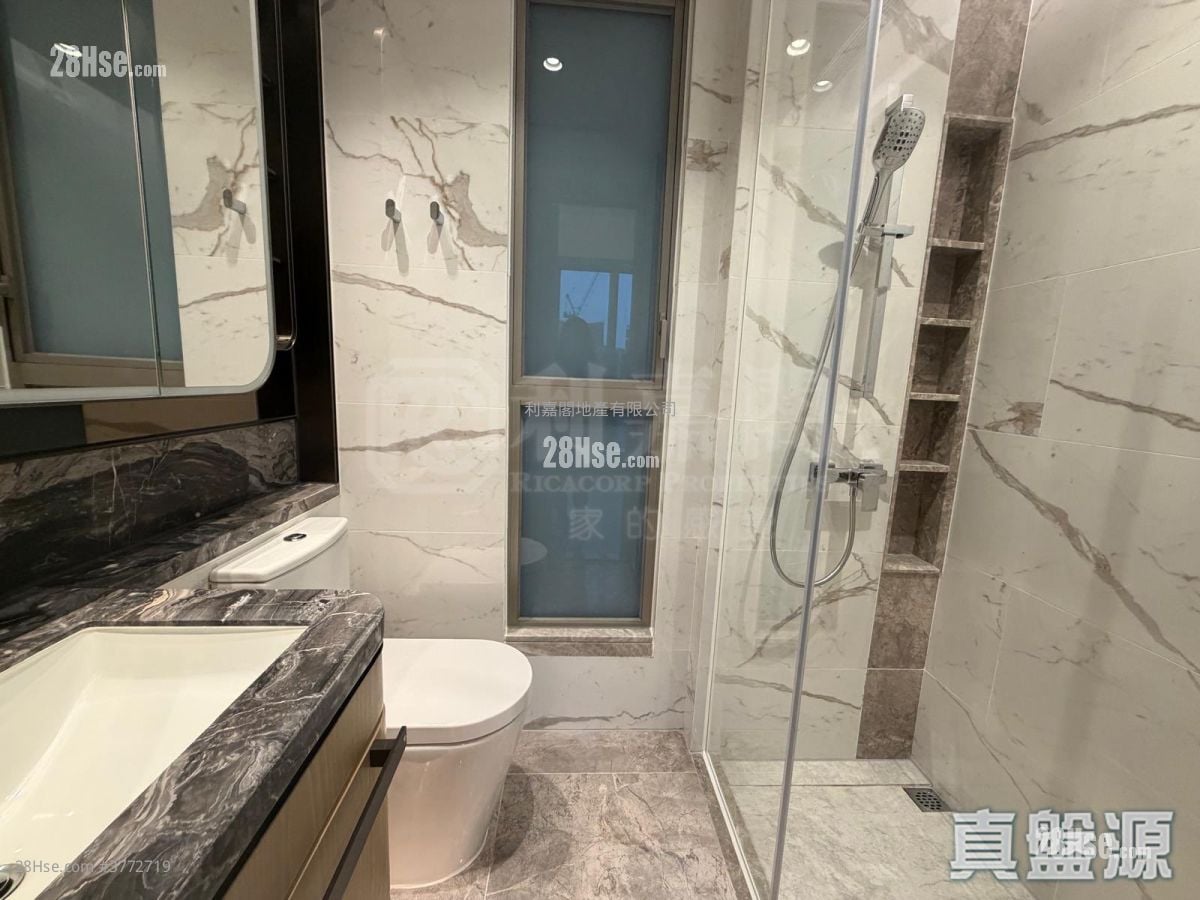 Villa Garda Iii Sell 340 ft²