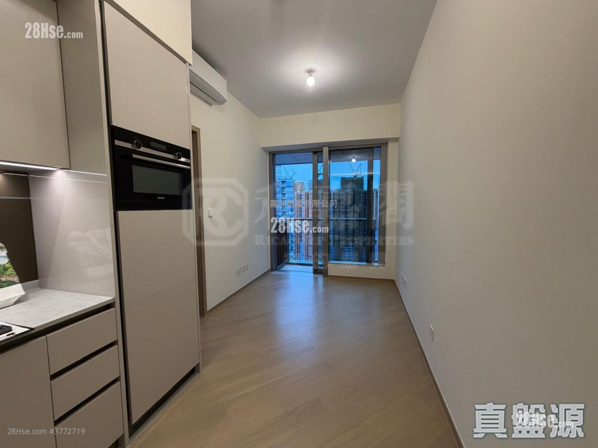 Villa Garda Iii Sell 340 ft²