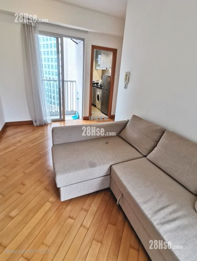 Manhattan Avenue Sell 2 Bedrooms , 1 Bathroom 419 ft²