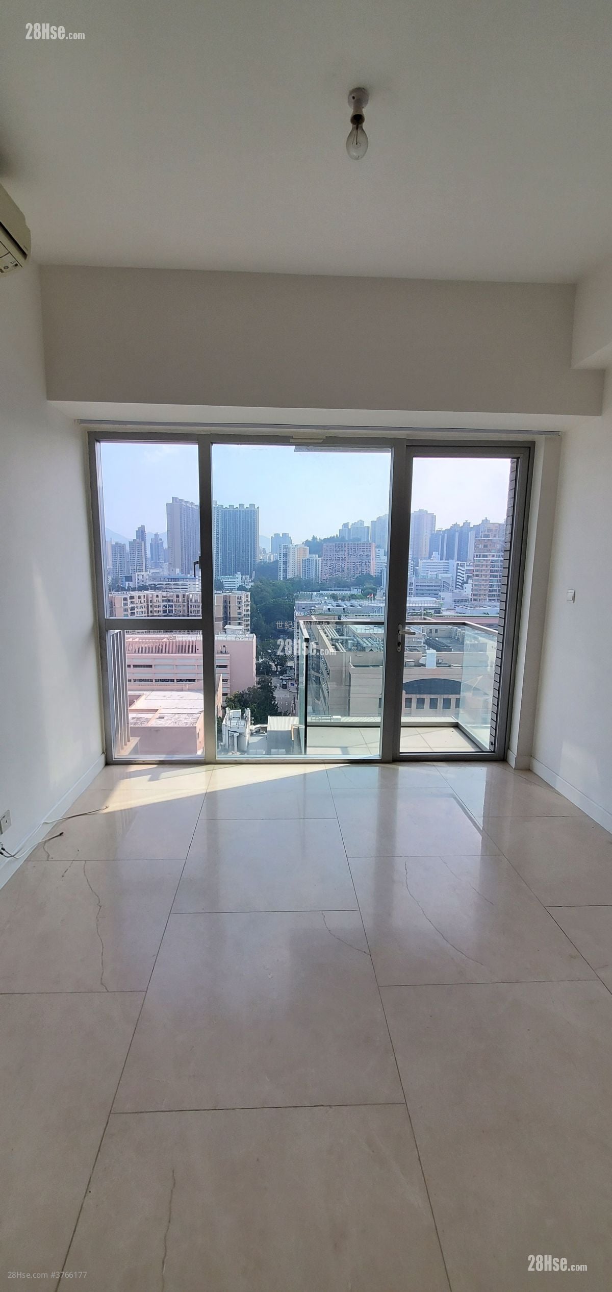 Paxton Sell 2 Bedrooms , 1 Bathroom 944 ft²