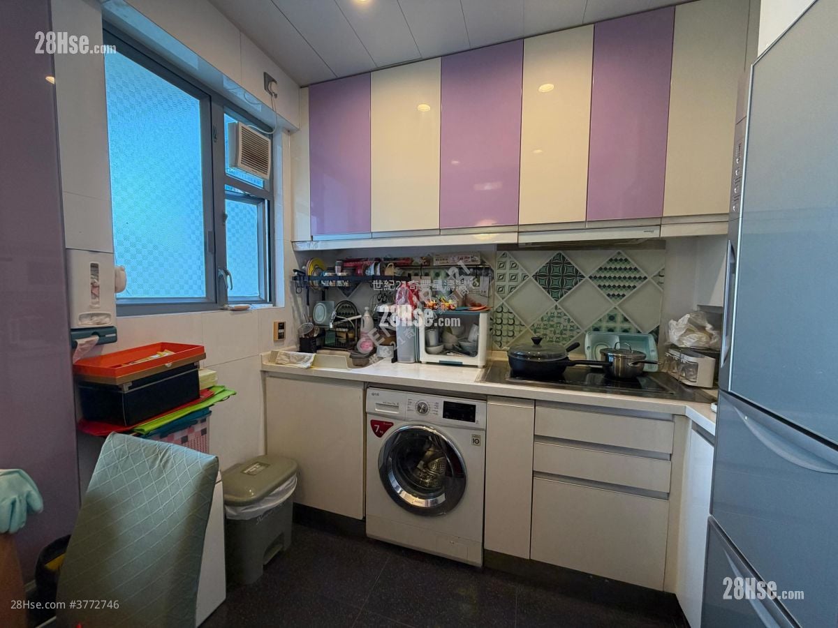 La Costa Sell 2 Bedrooms , 1 Bathroom 492 ft²