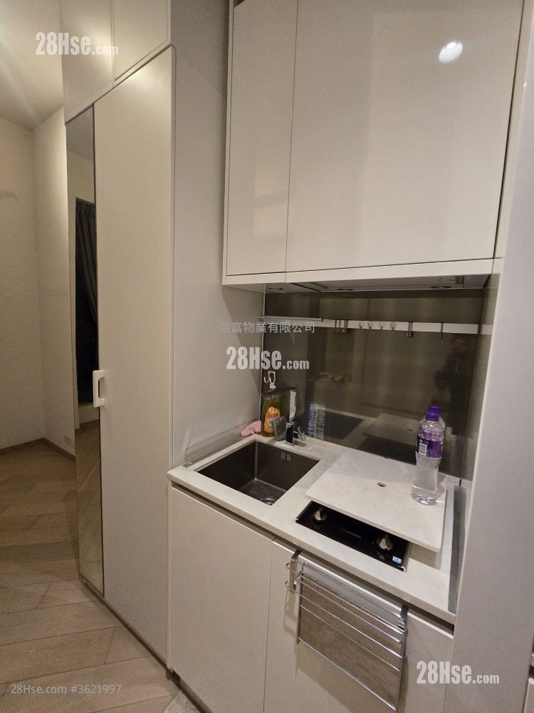 Parker33 Rental Studio , 1 Bathroom 209 ft²