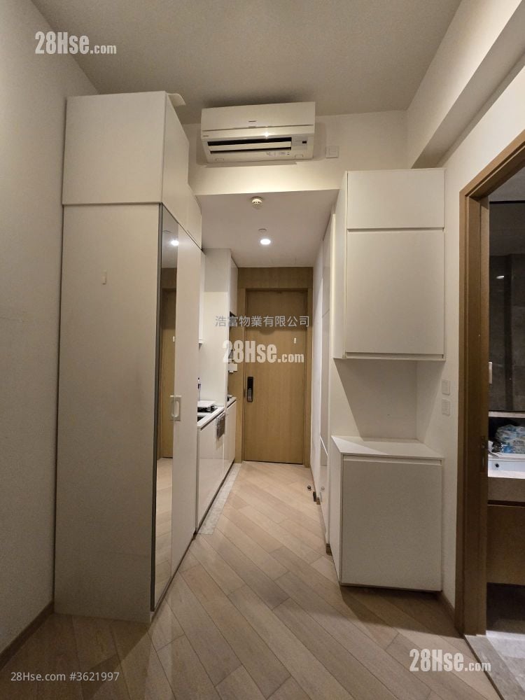 Parker33 Rental Studio , 1 Bathroom 209 ft²