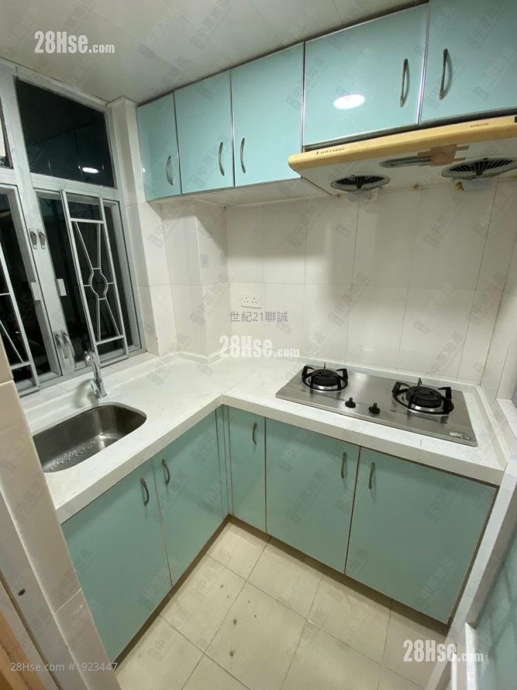 康华苑 租盘 2 房 , 1 浴室 380 平方尺