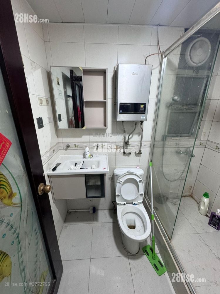 Plover Cove Garden Sell 2 Bedrooms , 1 Bathroom 343 ft²