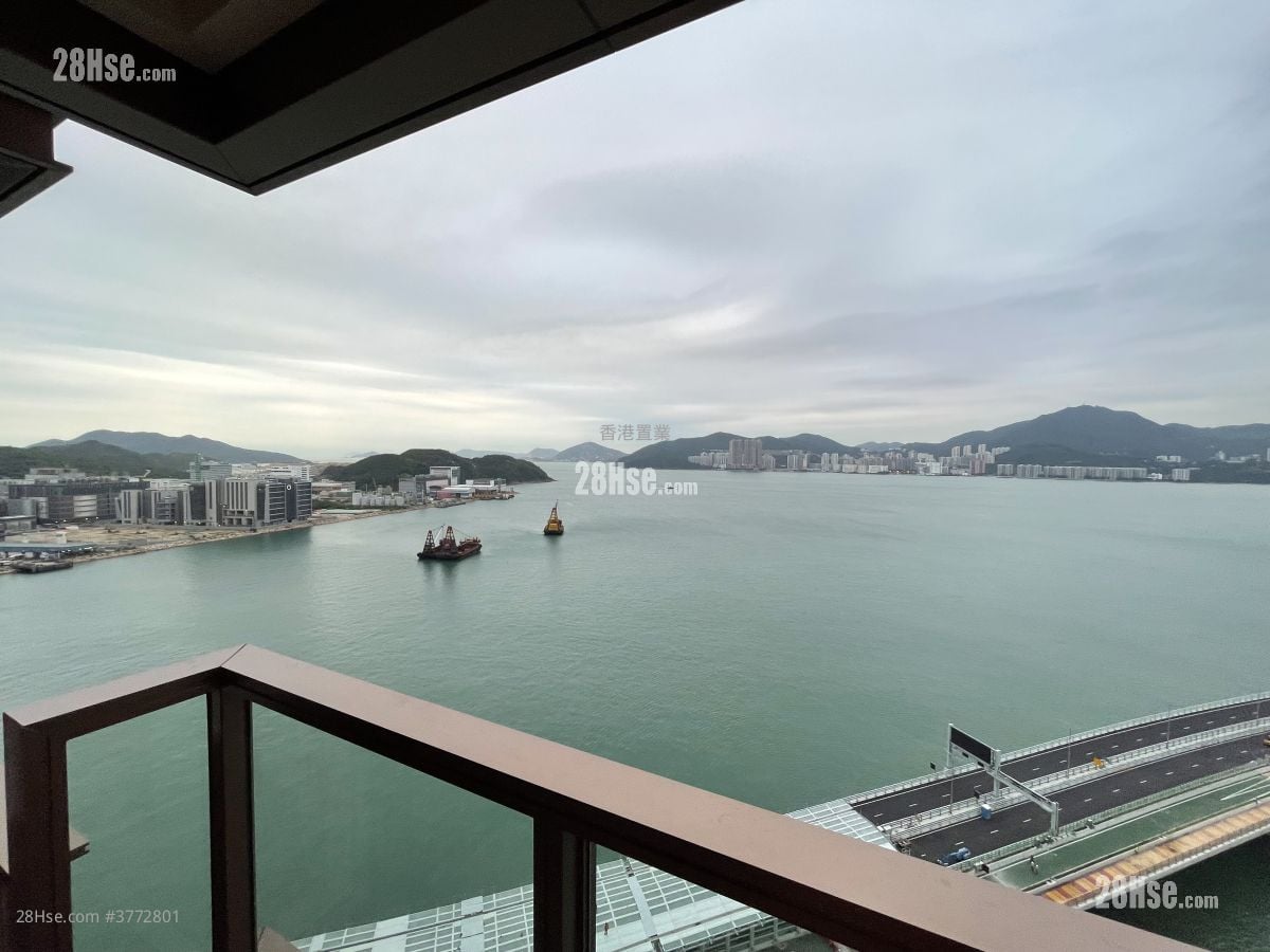 Lp10 Sell 3 Bedrooms , 2 Bathrooms 857 ft²