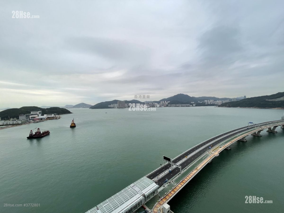 Lp10 Sell 3 Bedrooms , 2 Bathrooms 857 ft²