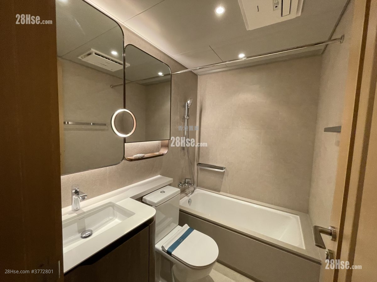 Lp10 Sell 3 Bedrooms , 2 Bathrooms 857 ft²