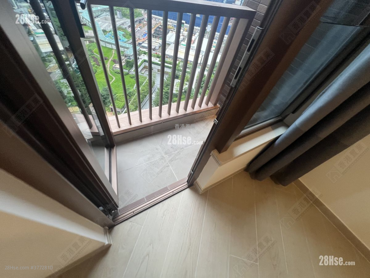 Lp10 Sell 2 Bedrooms , 1 Bathroom 484 ft²