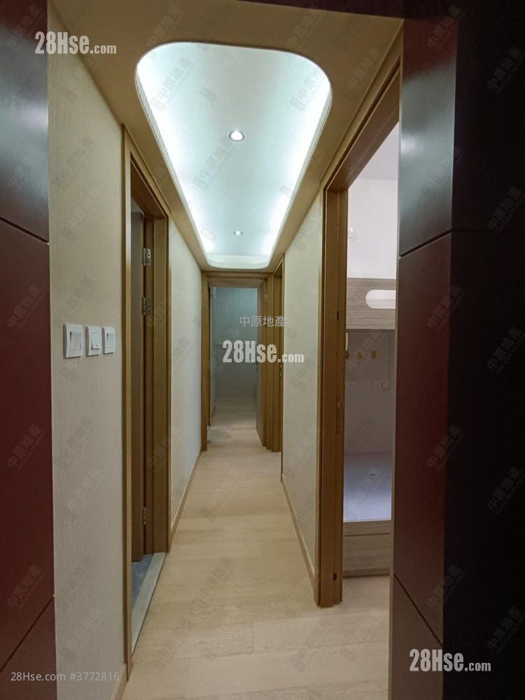 朗城滙 售盘 3 房 719 平方尺