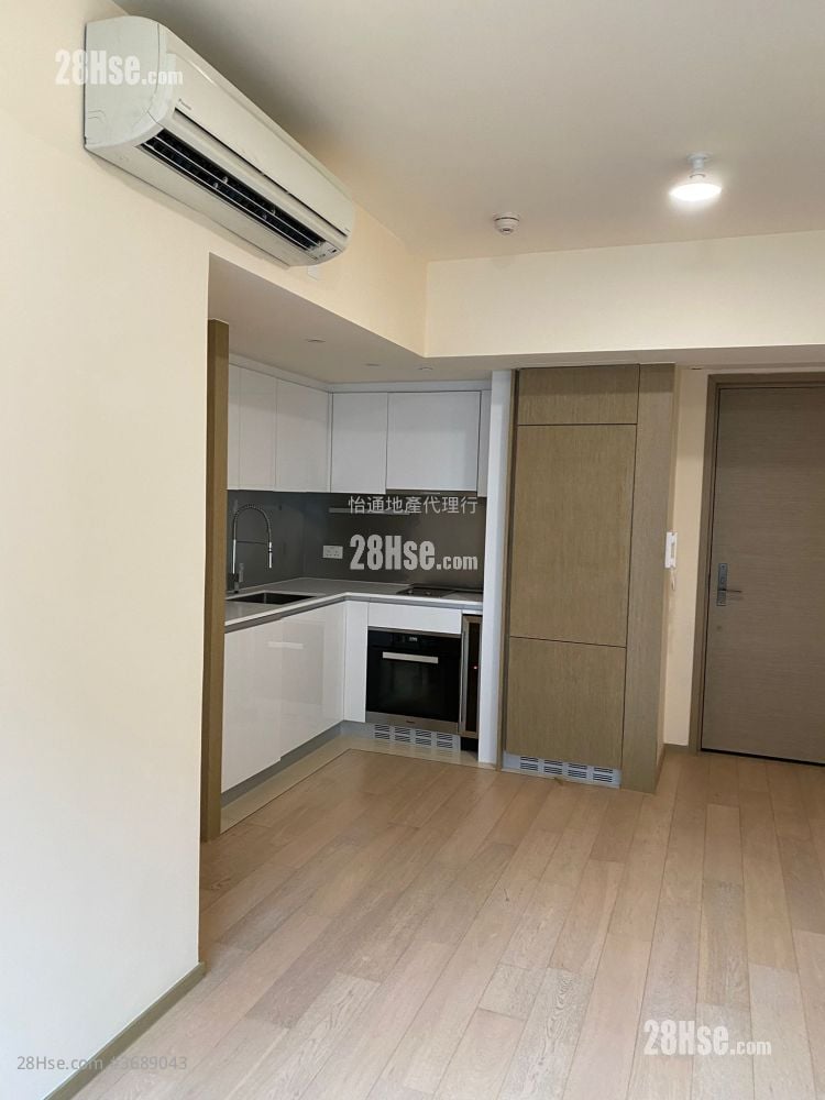 Island Garden Sell 2 Bedrooms , 1 Bathroom 485 ft²