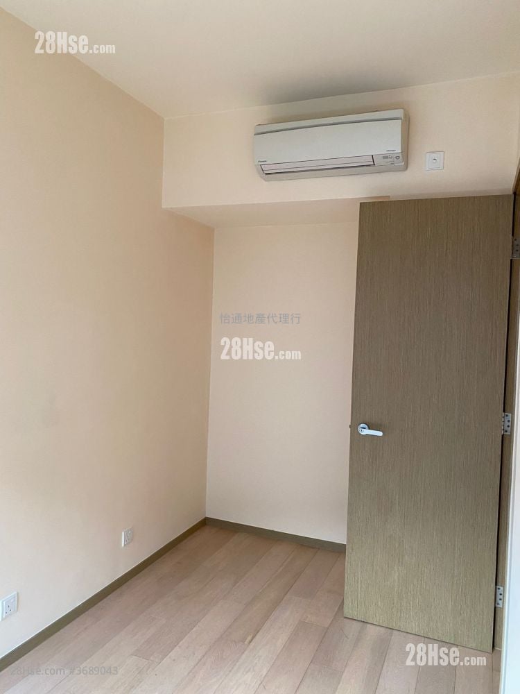 Island Garden Sell 2 Bedrooms , 1 Bathroom 485 ft²