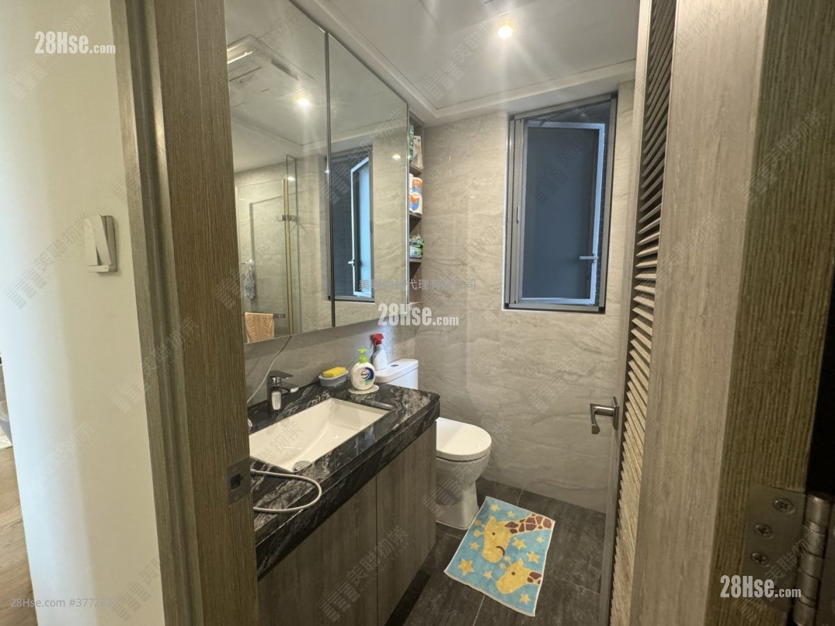 映日湾 售盘 3 房 803 平方尺