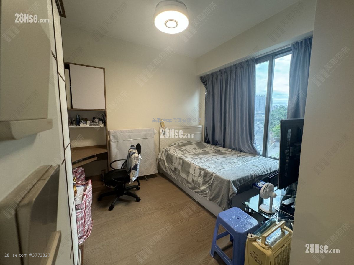 映日湾 售盘 3 房 803 平方尺