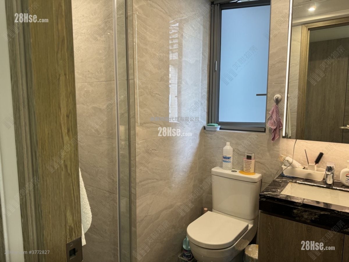 映日湾 售盘 3 房 803 平方尺