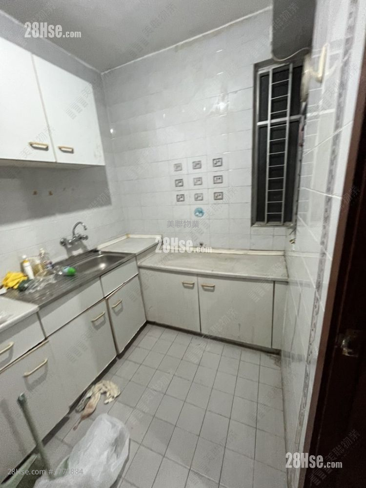 Sceneway Garden Sell 3 Bedrooms 612 ft²