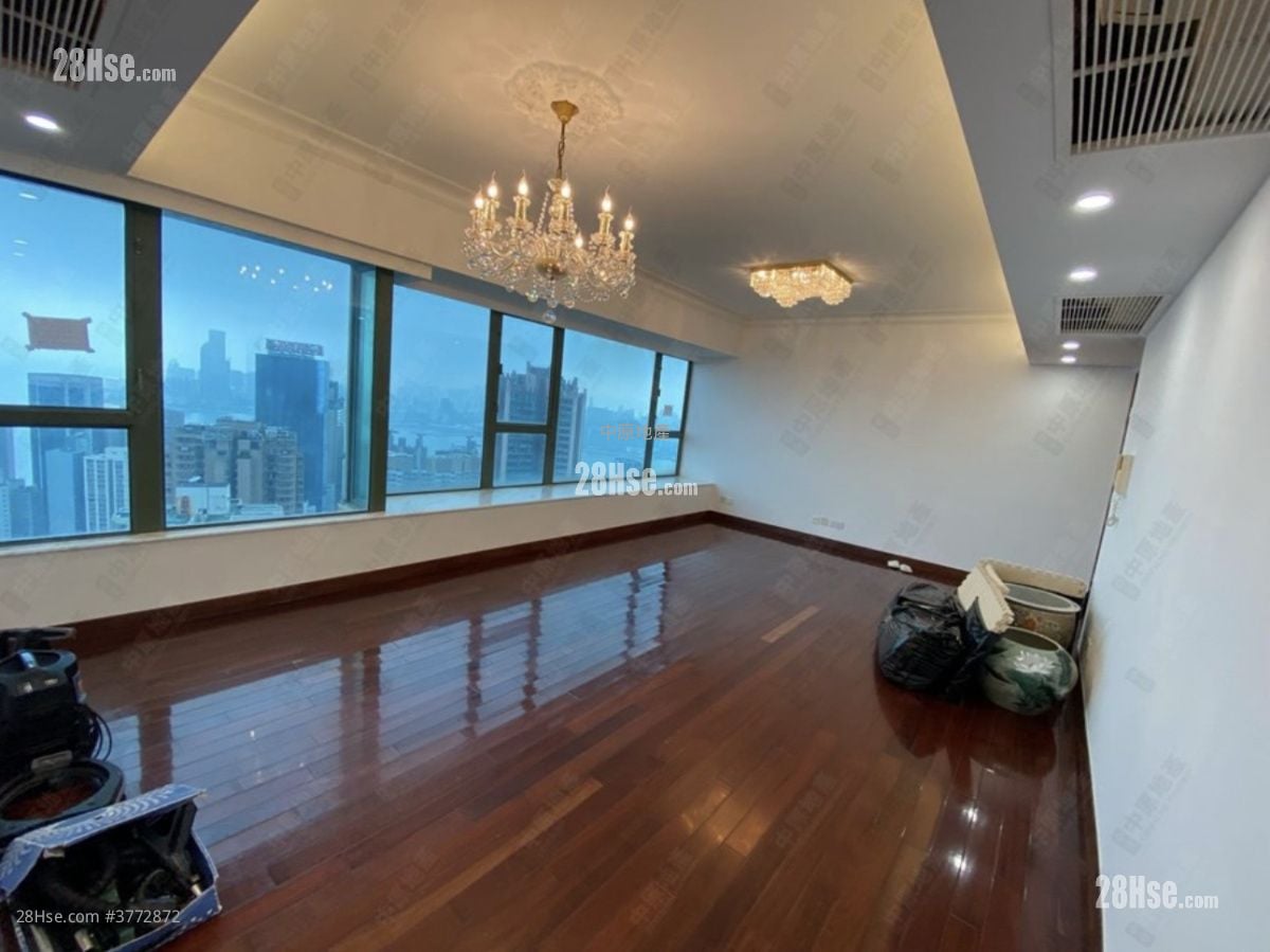 海天峰 售盘 3 房 , 3 浴室 935 平方尺