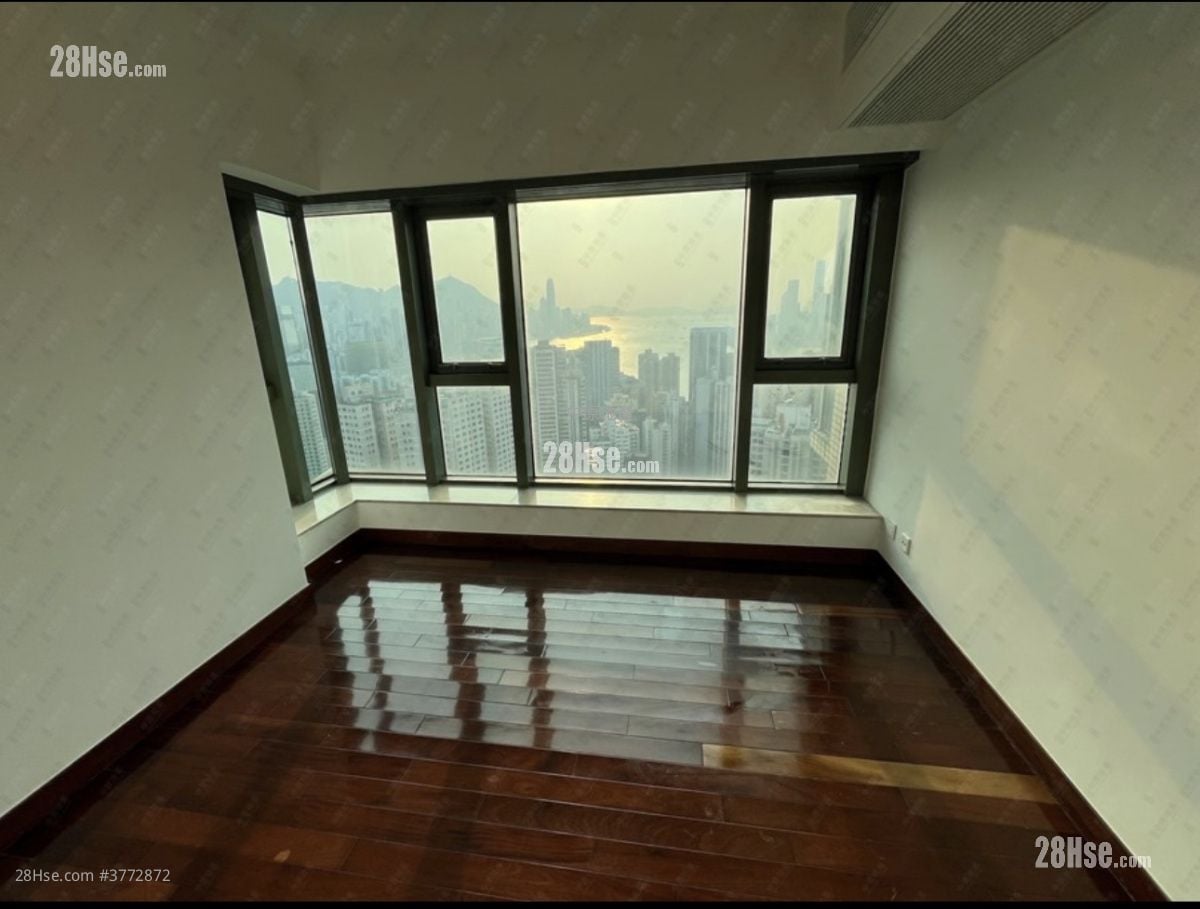 海天峰 售盘 3 房 , 3 浴室 935 平方尺