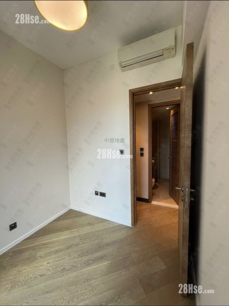 柏傲山 售盘 3 房 , 2 浴室 735 平方尺