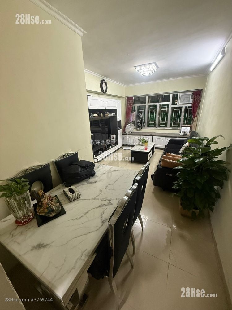 汉口中心 售盘 3 房 , 2 浴室 818 平方尺