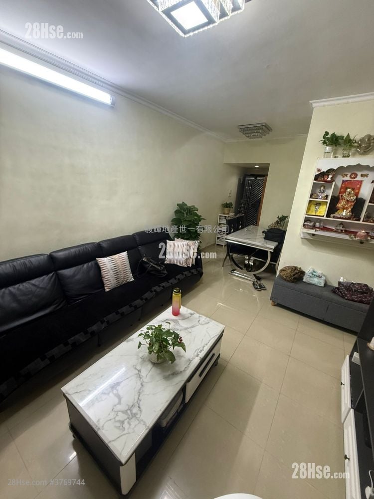 汉口中心 售盘 3 房 , 2 浴室 818 平方尺