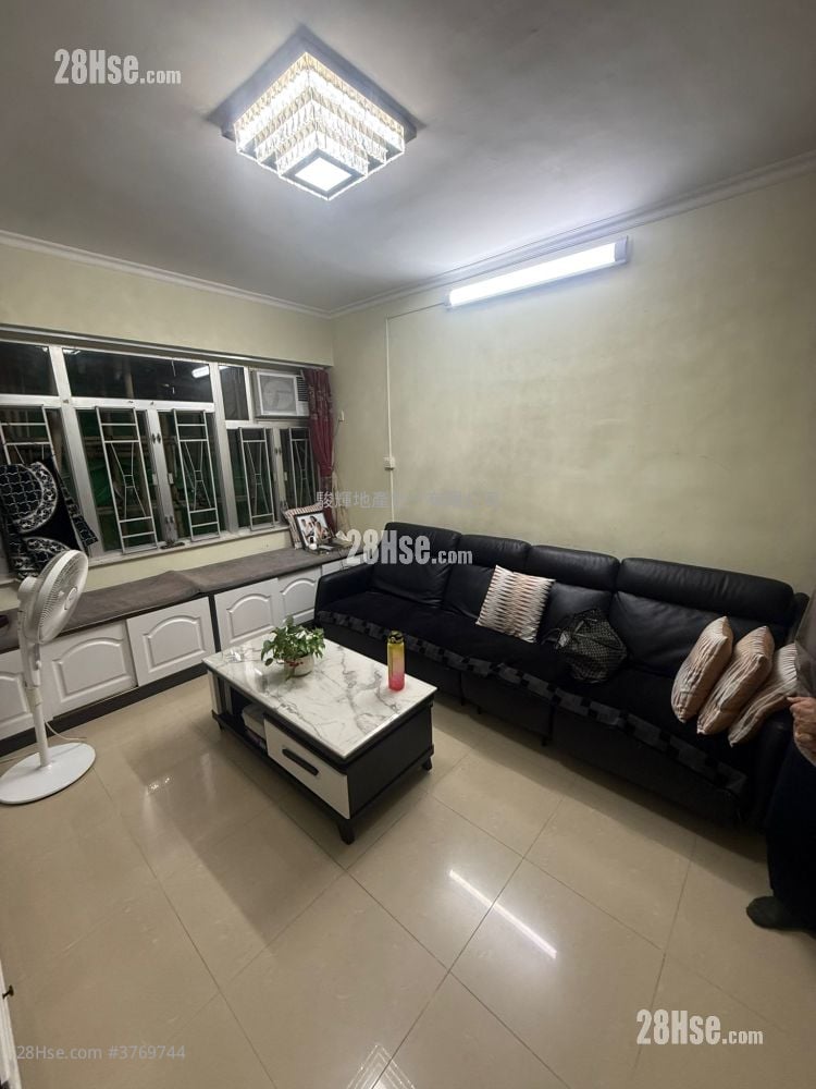 汉口中心 售盘 3 房 , 2 浴室 818 平方尺