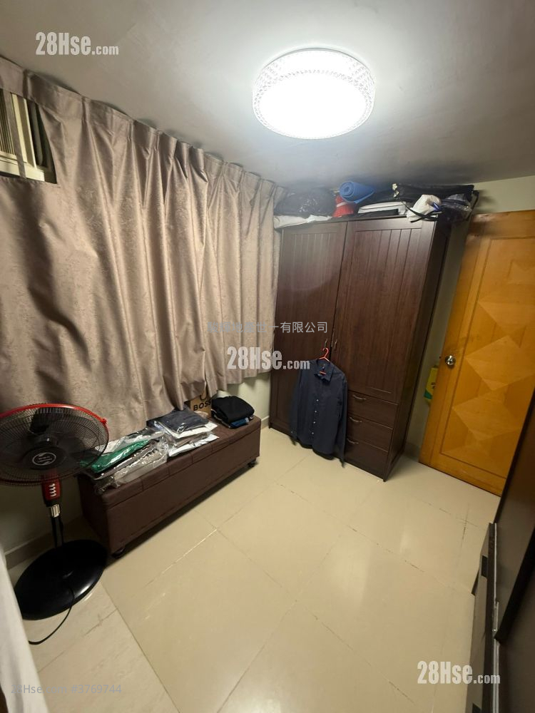 汉口中心 售盘 3 房 , 2 浴室 818 平方尺