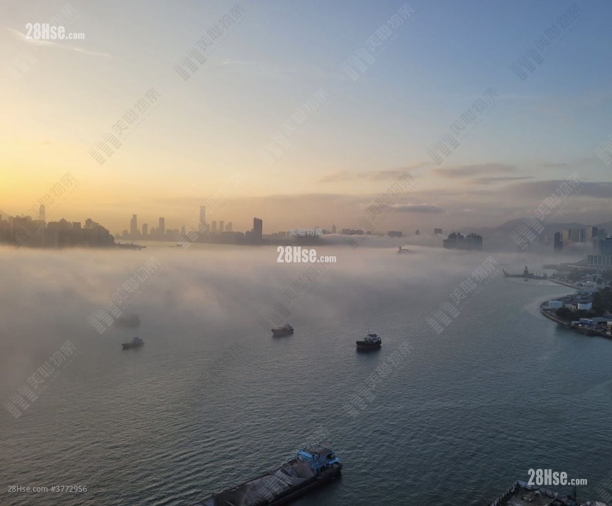 Peninsula East 售盘 3 房 869 平方尺