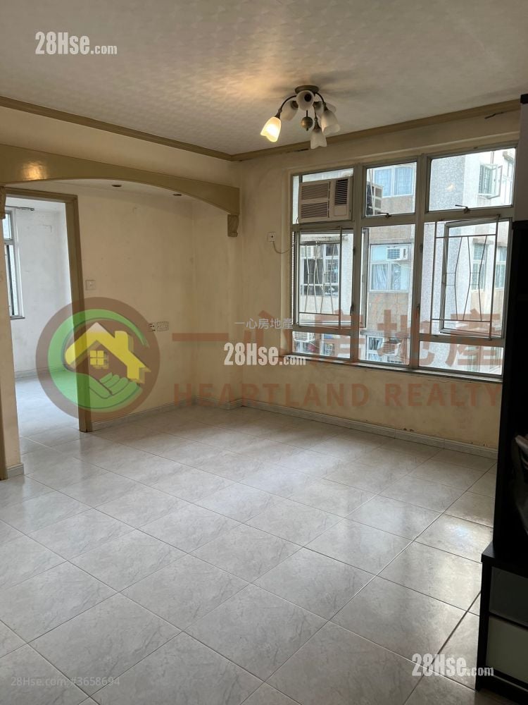 美乐花园 售盘 2 房 , 1 浴室 589 平方尺