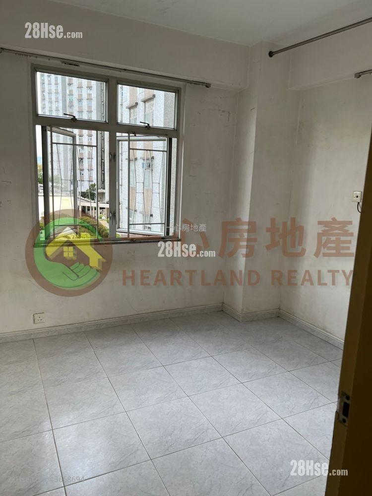 美乐花园 售盘 2 房 , 1 浴室 589 平方尺