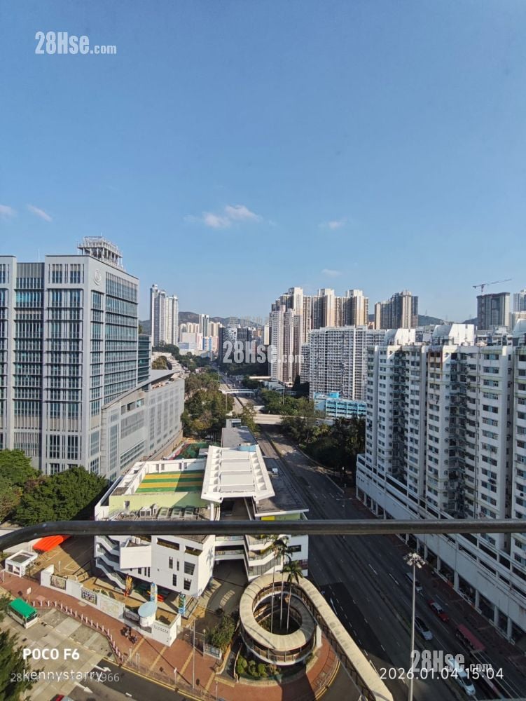 Tak Fung Industrial Centre Sell