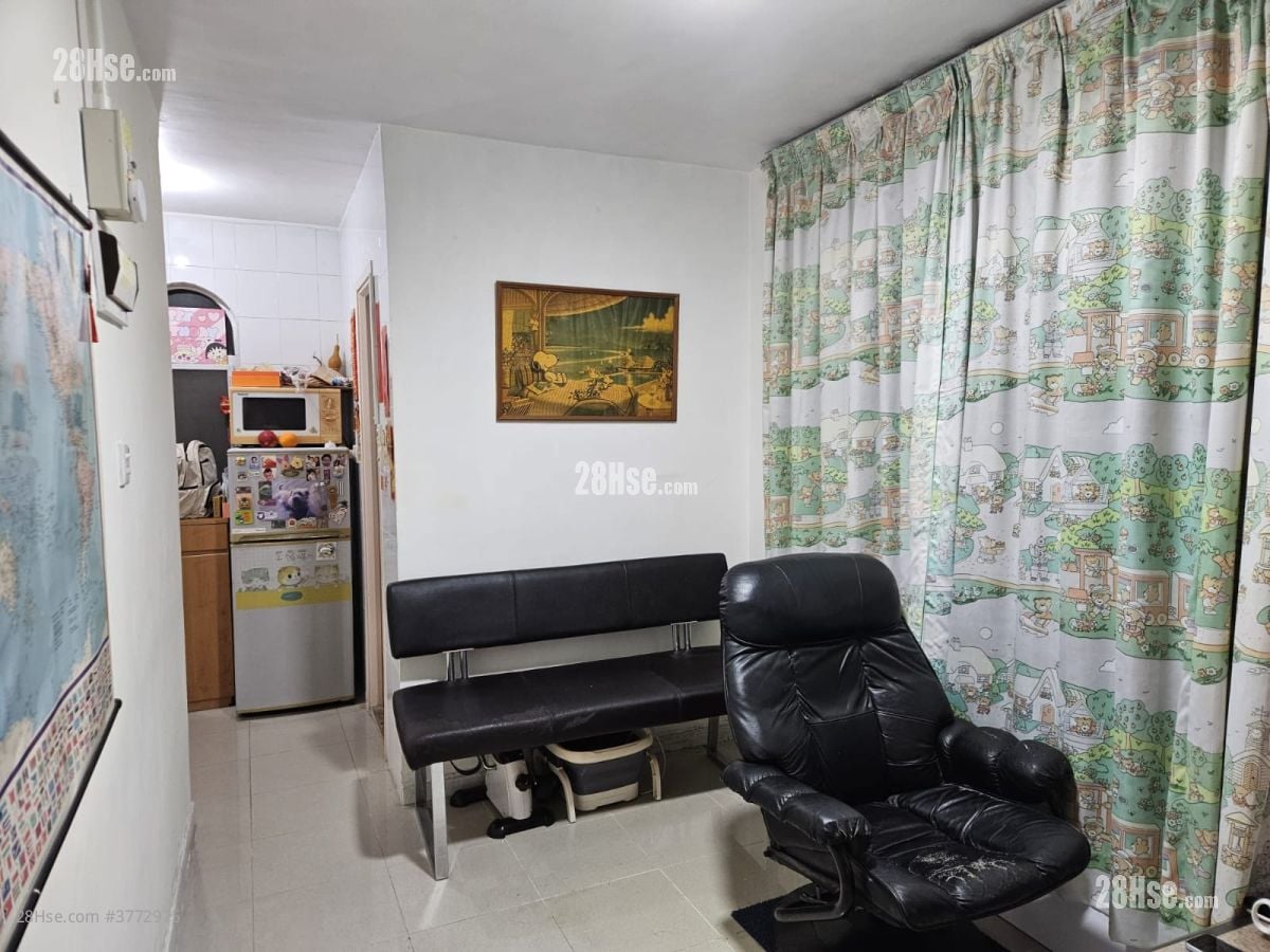 村屋 售盘 1 房 , 1 浴室 350 平方尺