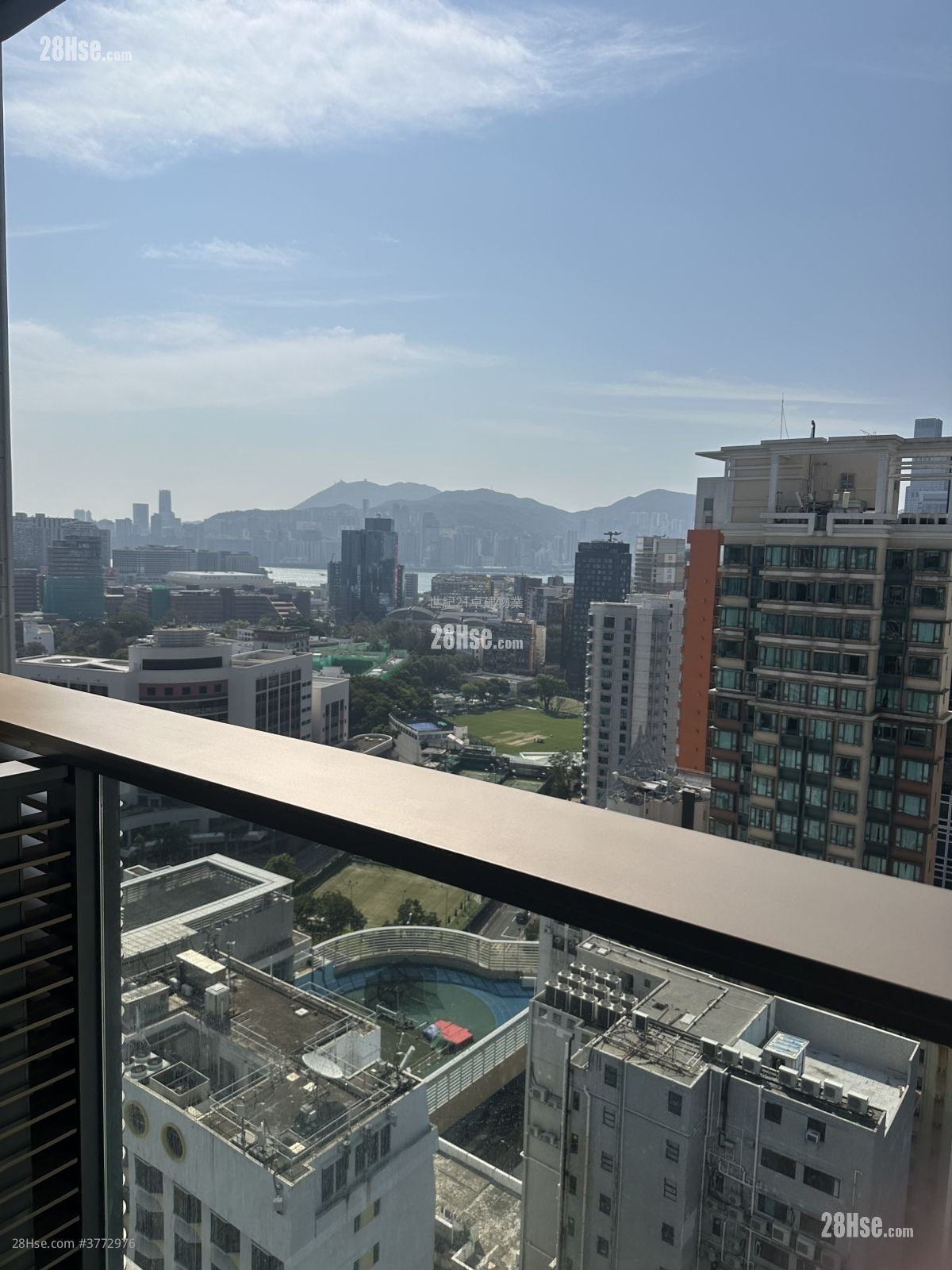 Topside Residence Rental 2 Bedrooms , 1 Bathroom 377 ft²