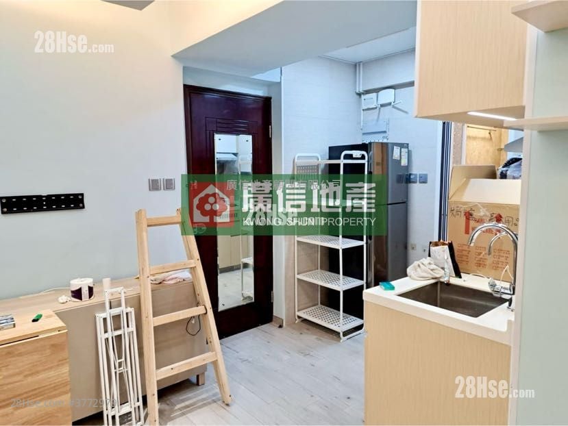 Kam Fai Building Sell 2 Bedrooms , 1 Bathroom 302 ft²