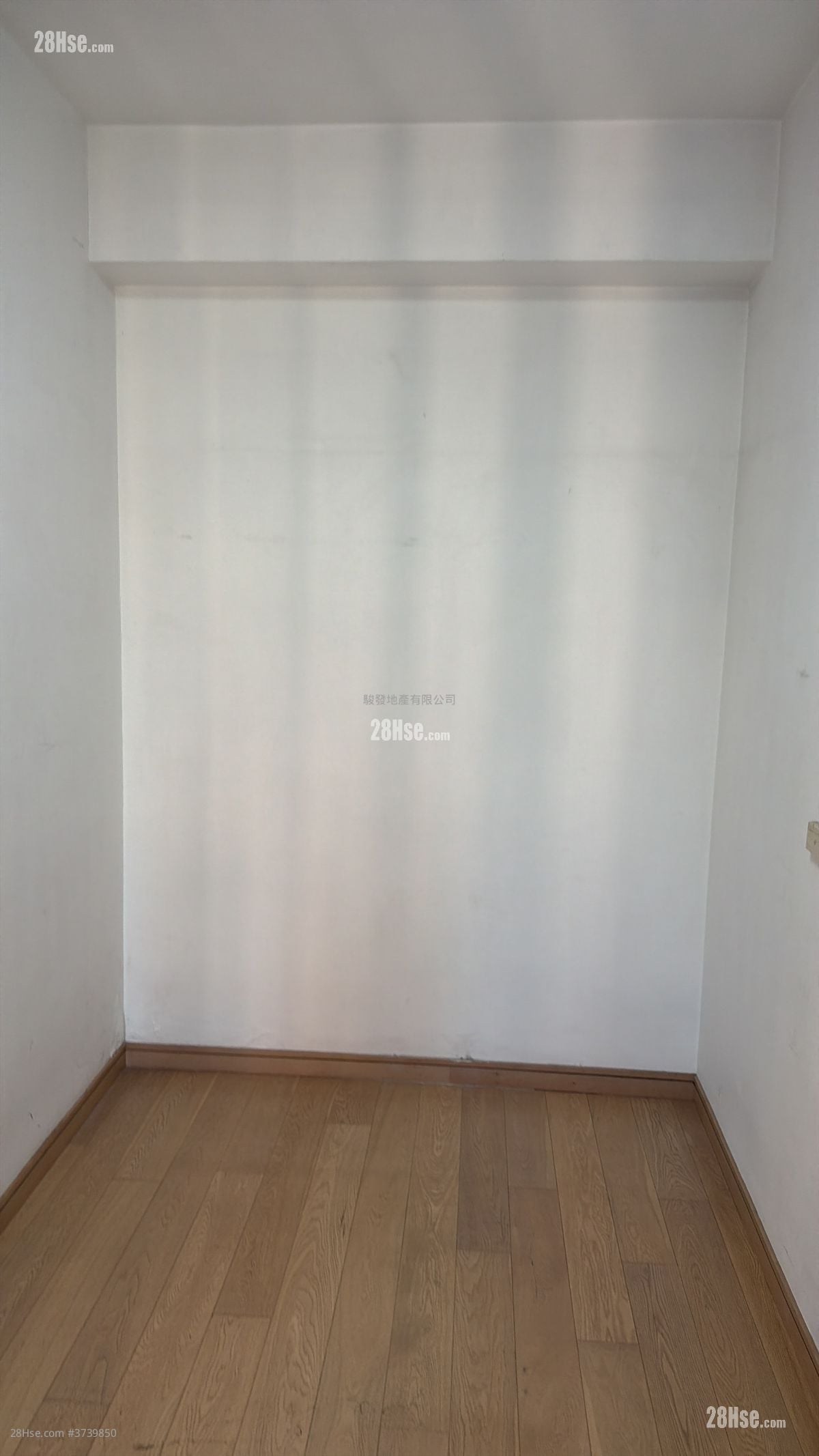 Cite 33 Rental 2 Bedrooms 491 ft²