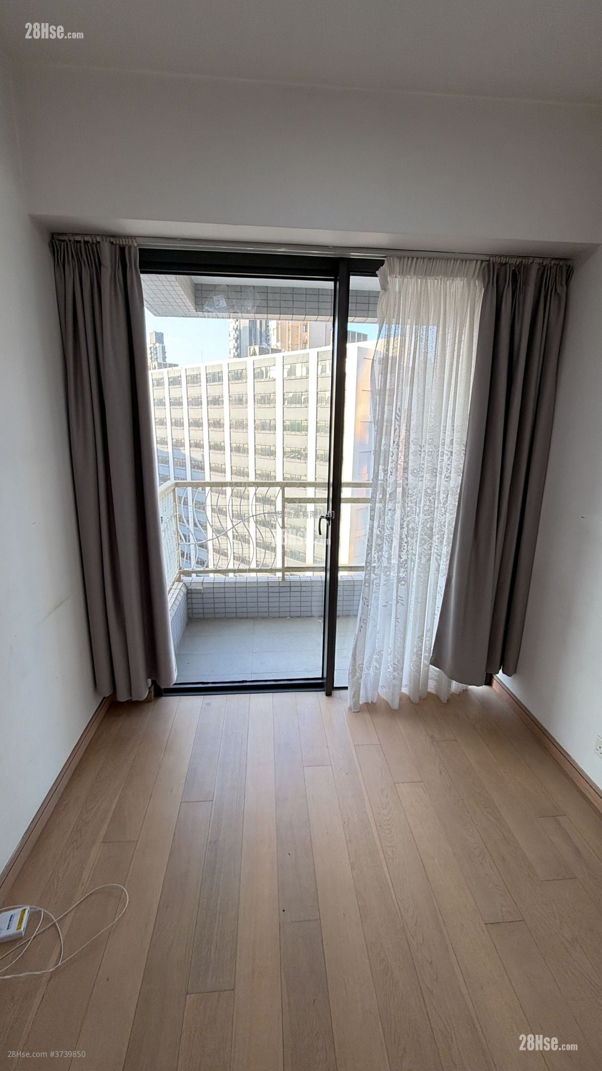 Cite 33 Rental 2 Bedrooms 491 ft²