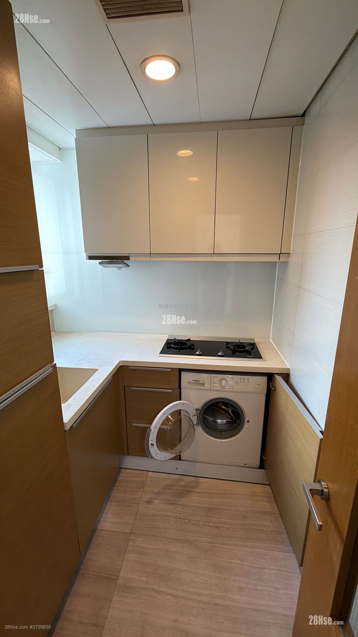 Cite 33 Rental 2 Bedrooms 491 ft²