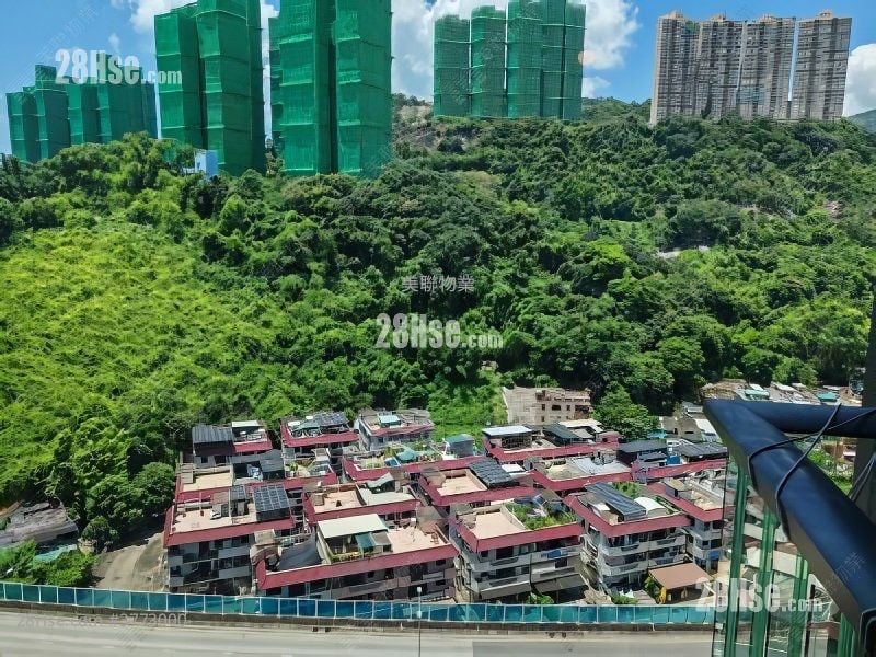 The Arles Sell 3 Bedrooms , 1 Bathroom 673 ft²