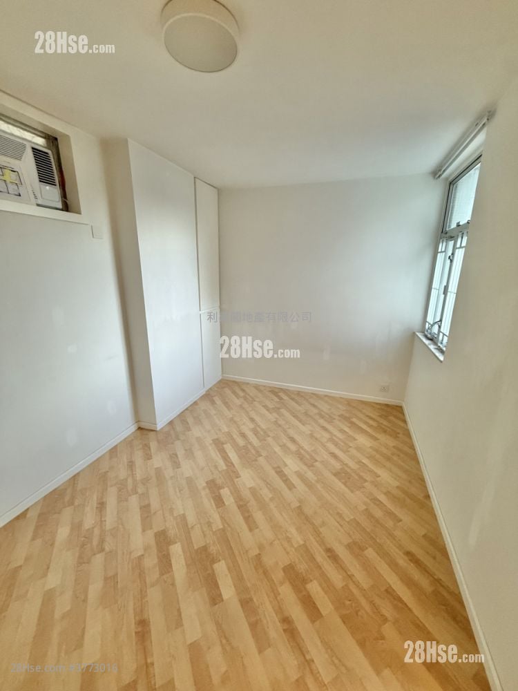 Taikoo Shing Sell 3 Bedrooms , 1 Bathroom 581 ft²