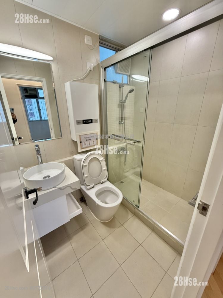 Taikoo Shing Sell 3 Bedrooms , 1 Bathroom 581 ft²