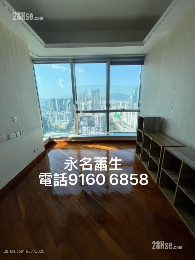 御金国峯 售盘 4 房 , 3 浴室 1,295 平方尺