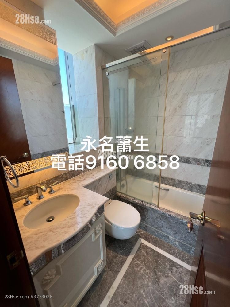 御金国峯 售盘 4 房 , 3 浴室 1,295 平方尺