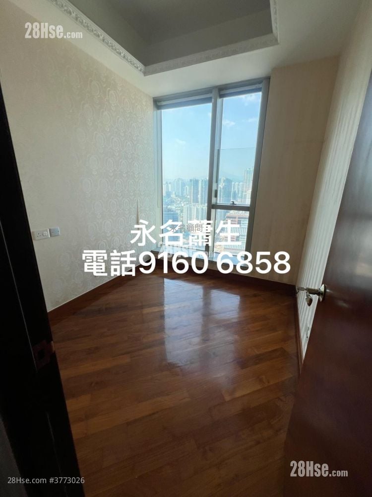 御金国峯 售盘 4 房 , 3 浴室 1,295 平方尺