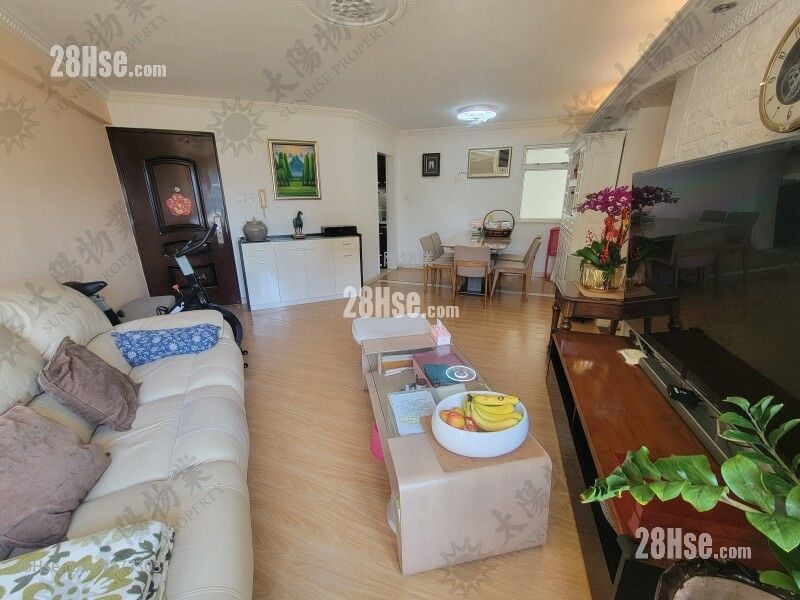 Whampoa Garden Sell 3 Bedrooms 825 ft²