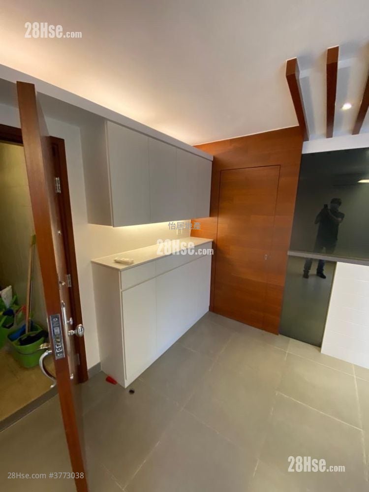 太古城 售盘 3 房 , 2 浴室 717 平方尺