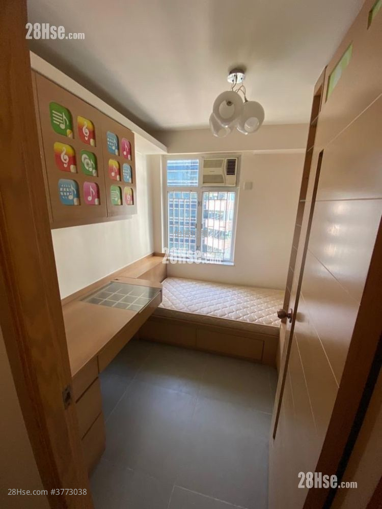 太古城 售盘 3 房 , 2 浴室 717 平方尺