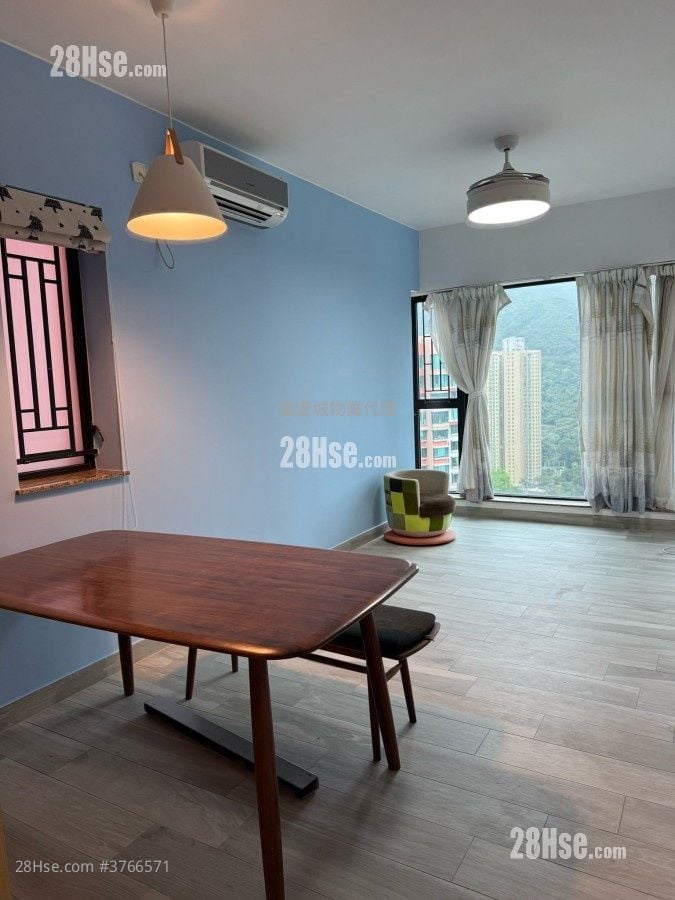 Castello Sell 2 Bedrooms , 1 Bathroom 580 ft²