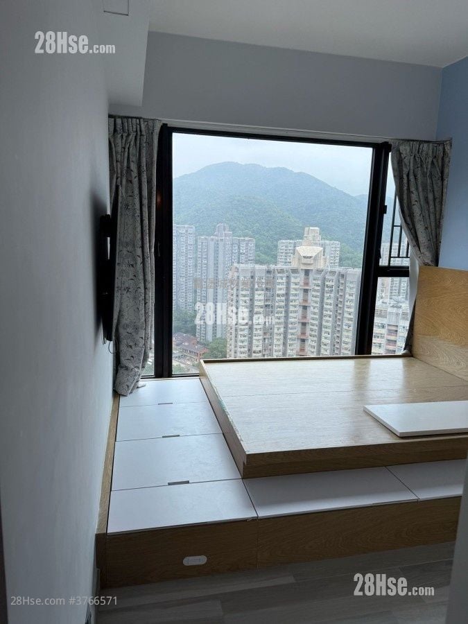 Castello Sell 2 Bedrooms , 1 Bathroom 580 ft²